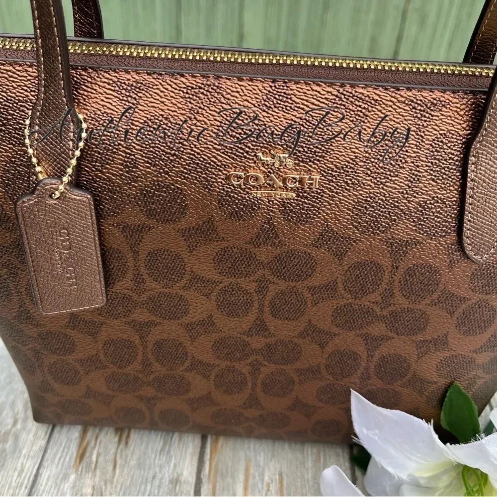 Coach Fiona Zip Tote Bag in Copper Metallic Purse - Picture 2 of 7